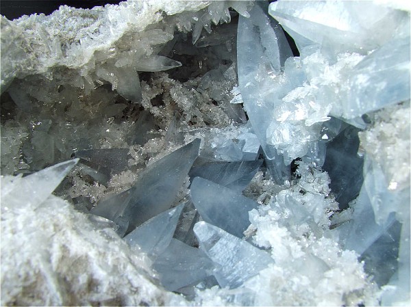 Coelestin-Geode in SuperExtra Qualität, Sakoany-Mine, Mahajanga, Madagaskar